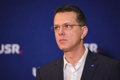 Ionut Mosteanul lanseaza proiecte pentru armata romana