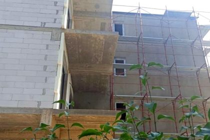 Pitesti Lucrari de construcii oprite restaurant inchis