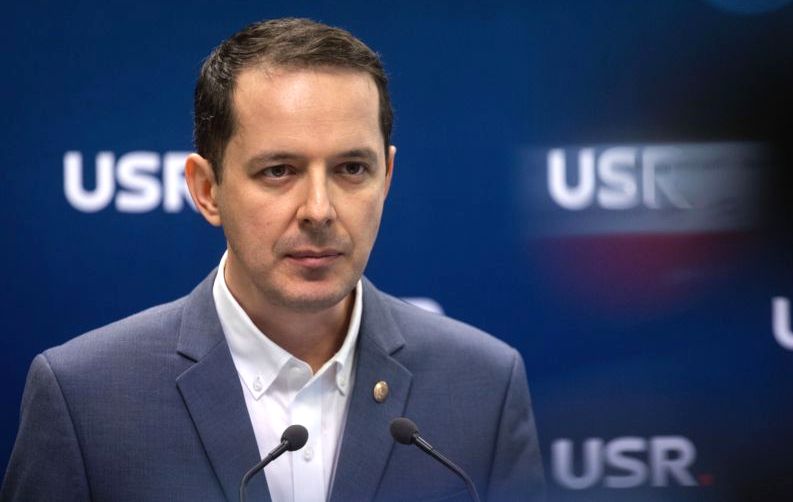 USR cere desfiintarea sau comasarea institutiilor