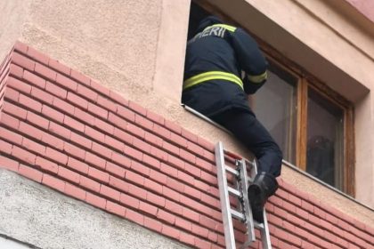 Arges acum Miros de gaze la bloc intervine pompierii