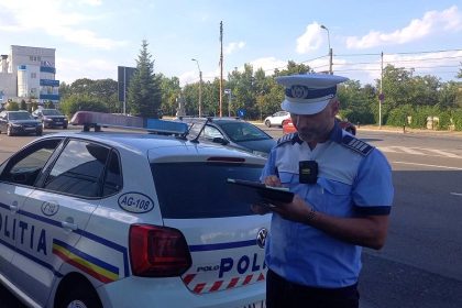 Soc in Pitesti Bauta la volan la 82 de ani