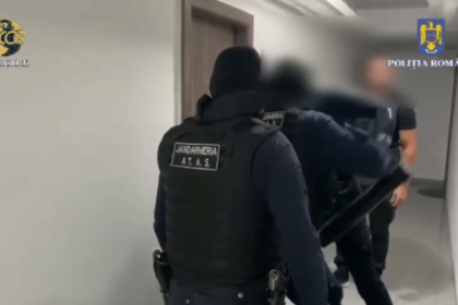 Lovitura pentru policistul acuzat de proxenetism