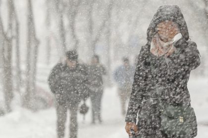Meteorologii prevad ninsori lapovita si ploi