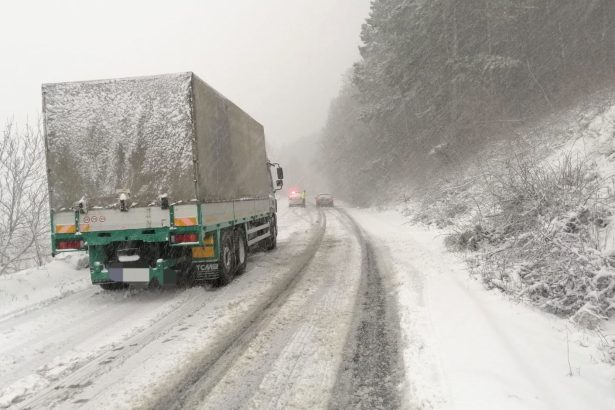 Ploi si ninsori in Arges Alerta meteo