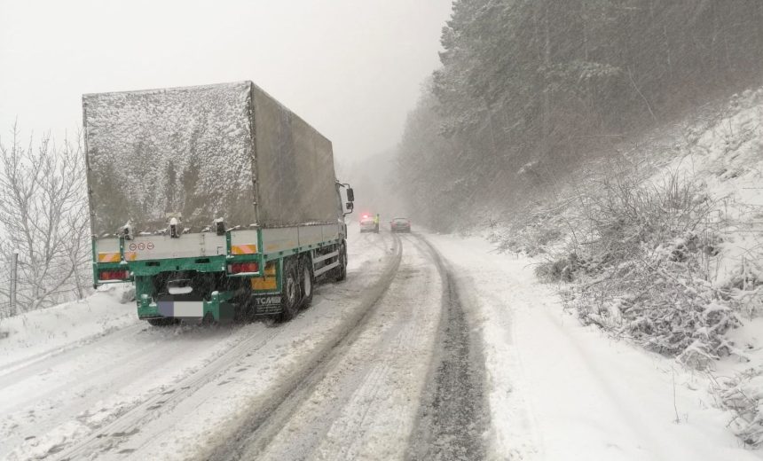Ploi si ninsori in Arges Alerta meteo