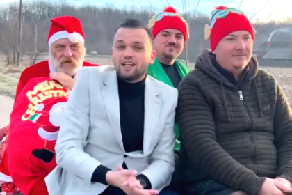 Primarul Codrut Badescu a adus Mos Craciun in Cocu