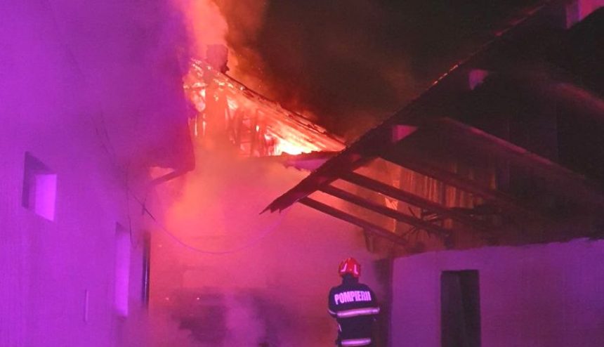 incendiu puternic in arges pericol de extindere panica