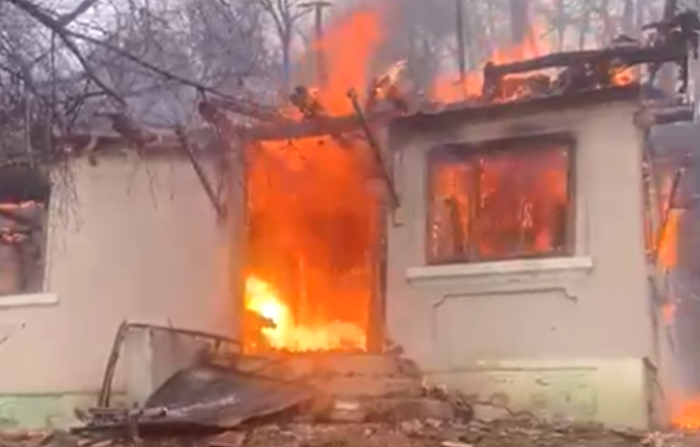 A ars generalizat incendiu devastator in Arges