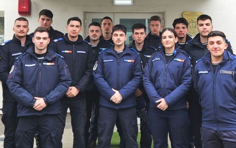 Studenti ai Academiei de Politie din Bucuresti efectueaza practica in Arges