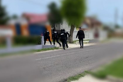 Perchezitii in Poiana Lacului judetul Arges