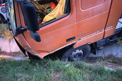 Accident intre 3 TIR uri in Arges pe A1 O persoana decedata