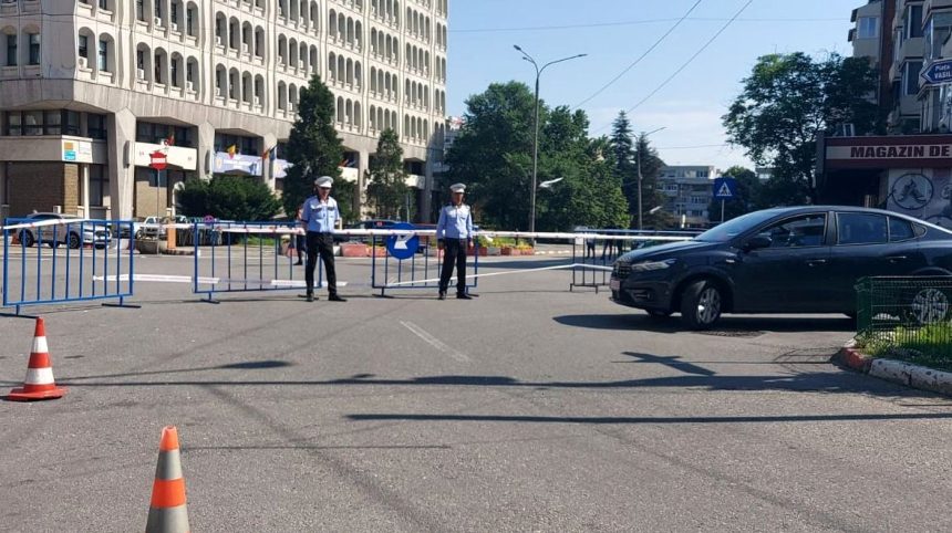 Strazi inchise trafic redirectionat restrictii de circulatie in Pitesti