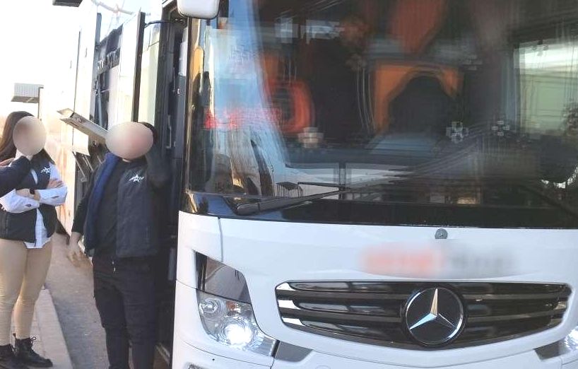 Soc intr o scoala din Pitesti inainte ca elevii sa porneasca in