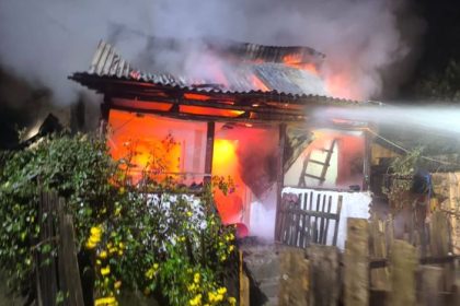 Foc incendiu in prezent in Arges