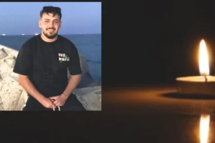 Mama și fiul, găsiți morți în locuința din Mioveni
